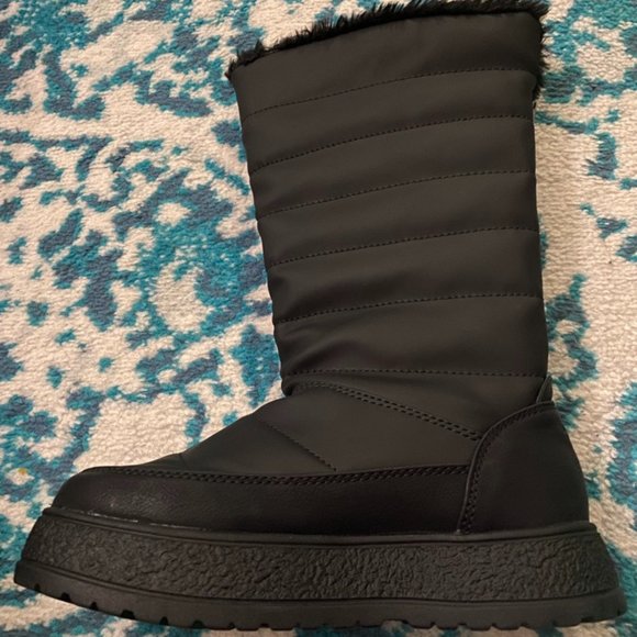 Adrienne Vittadini AV Polar Snow Boots Black 6M - Picture 6 of 7